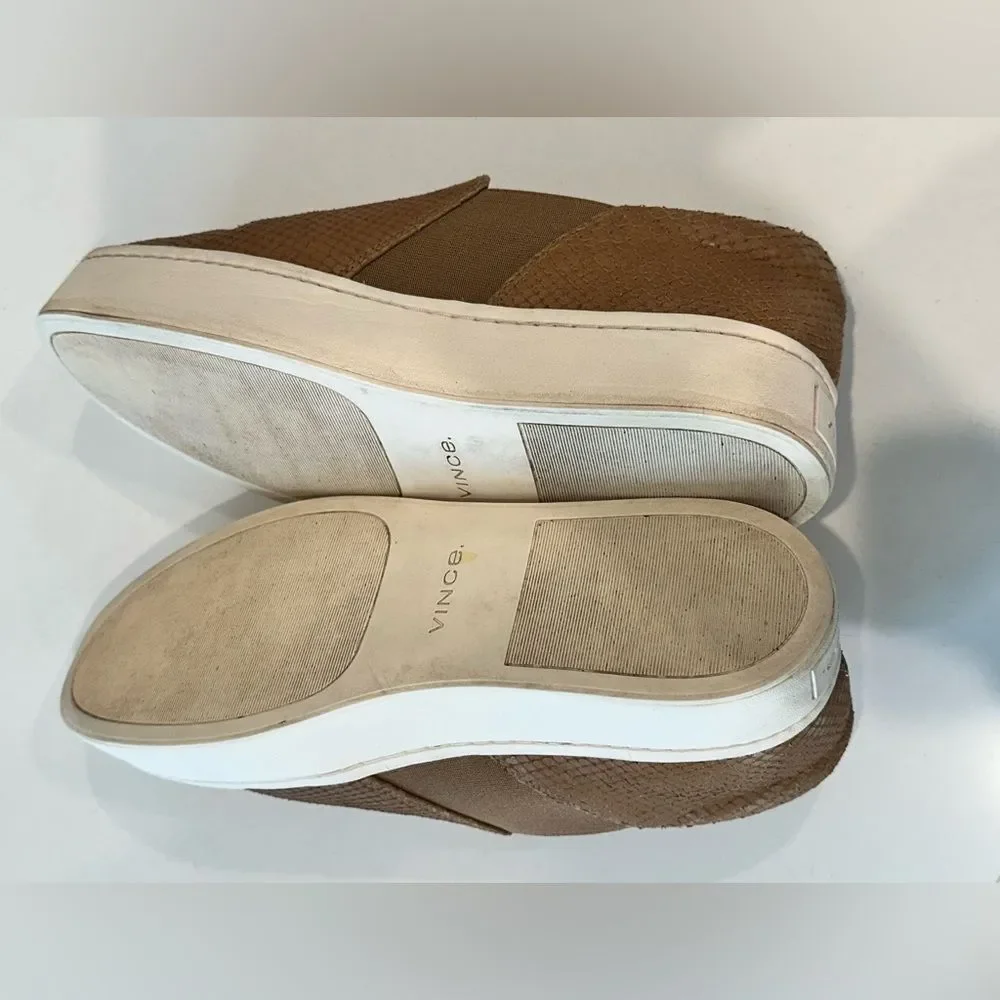 Vince Warren Snake-Embossed‎ Leather Platform